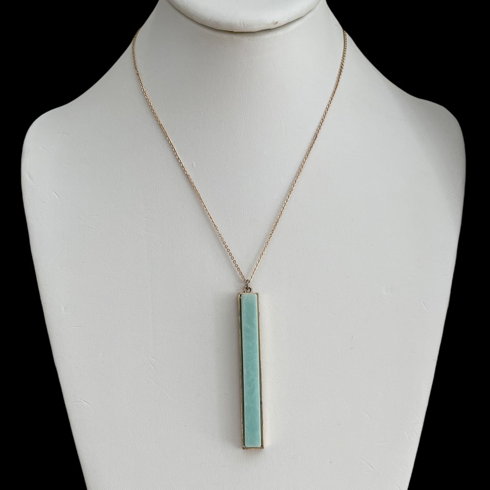 Natural amazonite gold tone pendant & chain